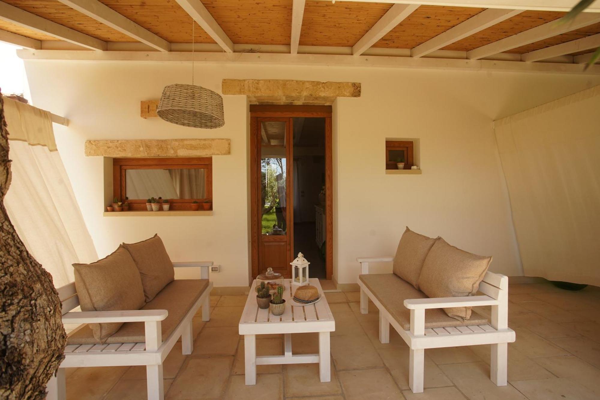 Relais L'Oliveto Apartment Surano Exterior photo